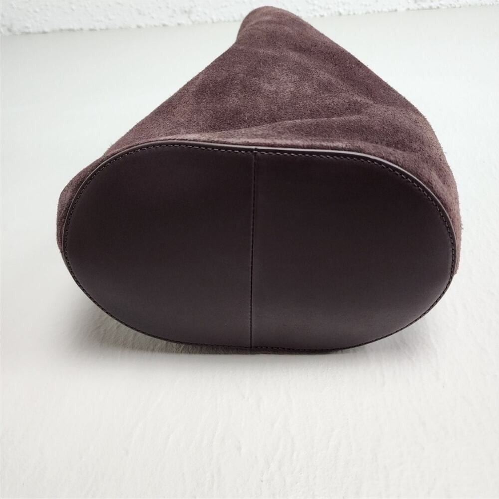 EUC J. Crew Berkeley Bucket Bag Leather and Suede in Ganache - Picture 5 of 9